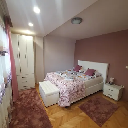 Lux K Apartment Bijeljina